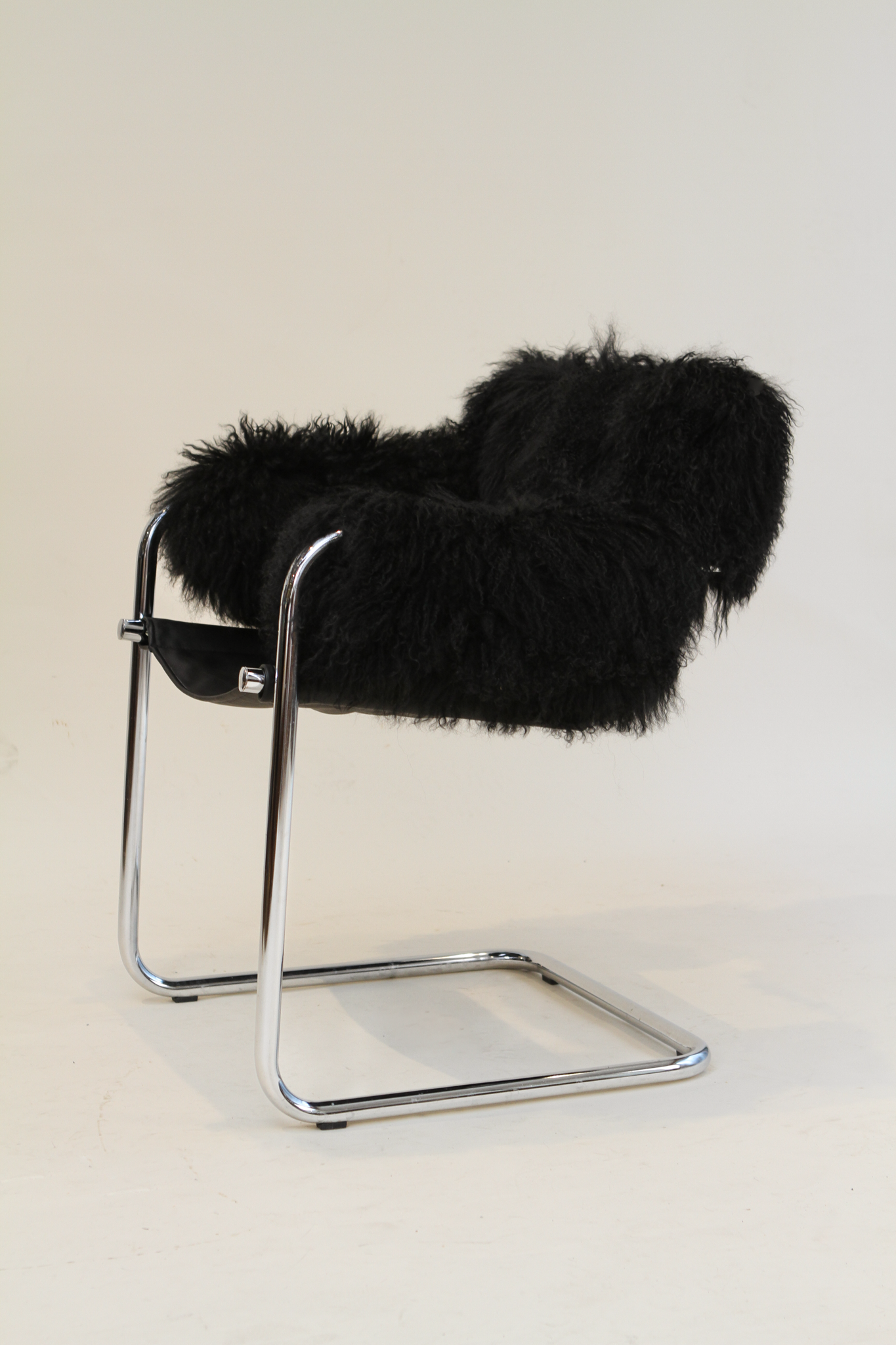 Mongolian sheepskin Cantilever Chair