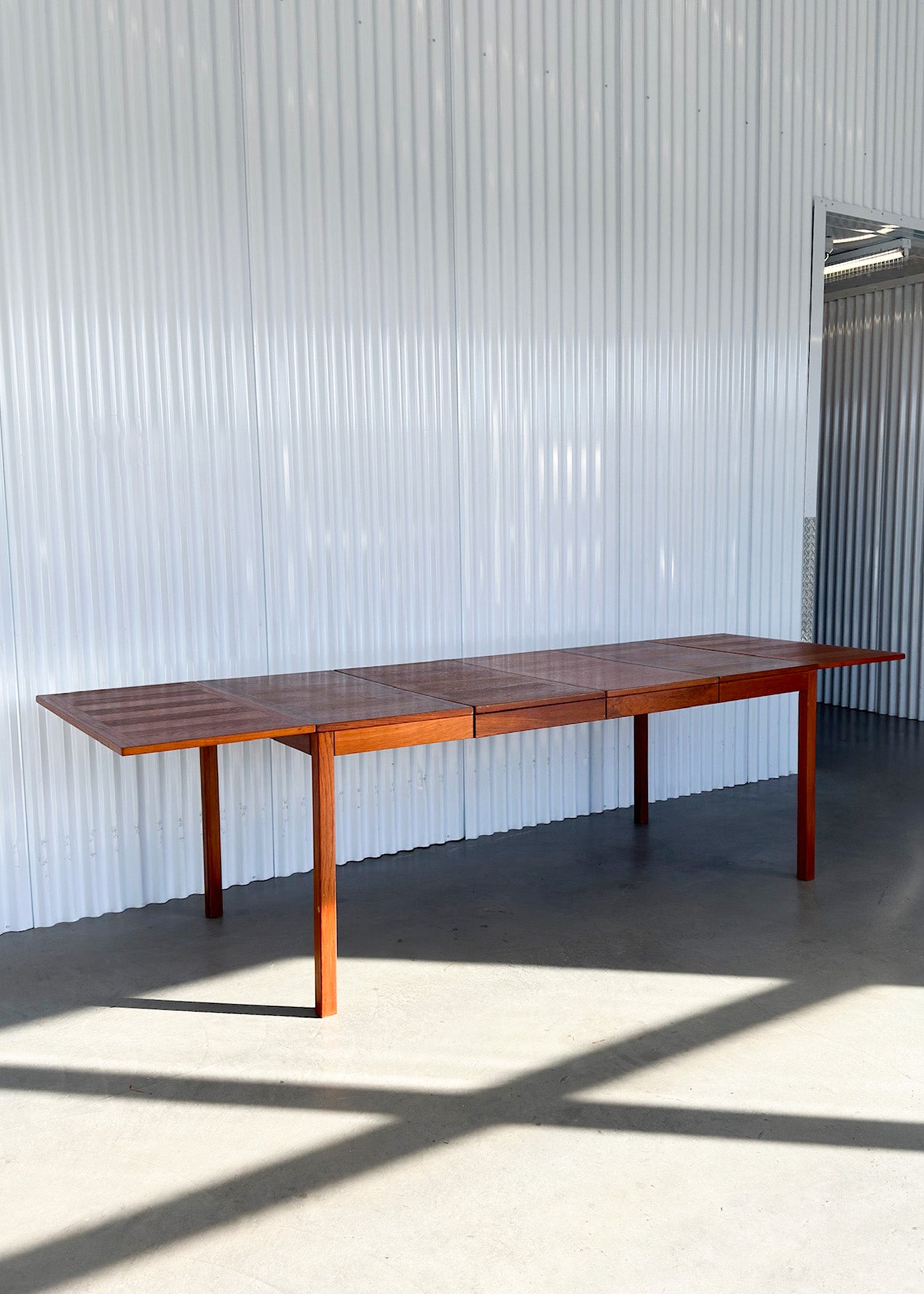 Extendable Teak Dining Table