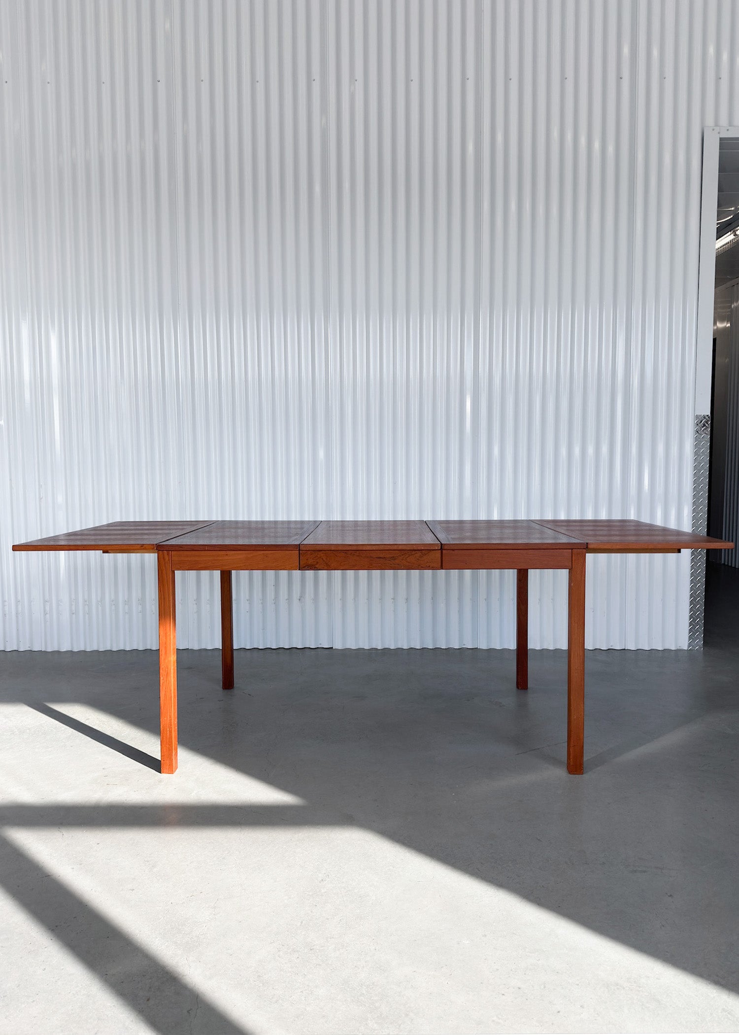 Extendable Teak Dining Table