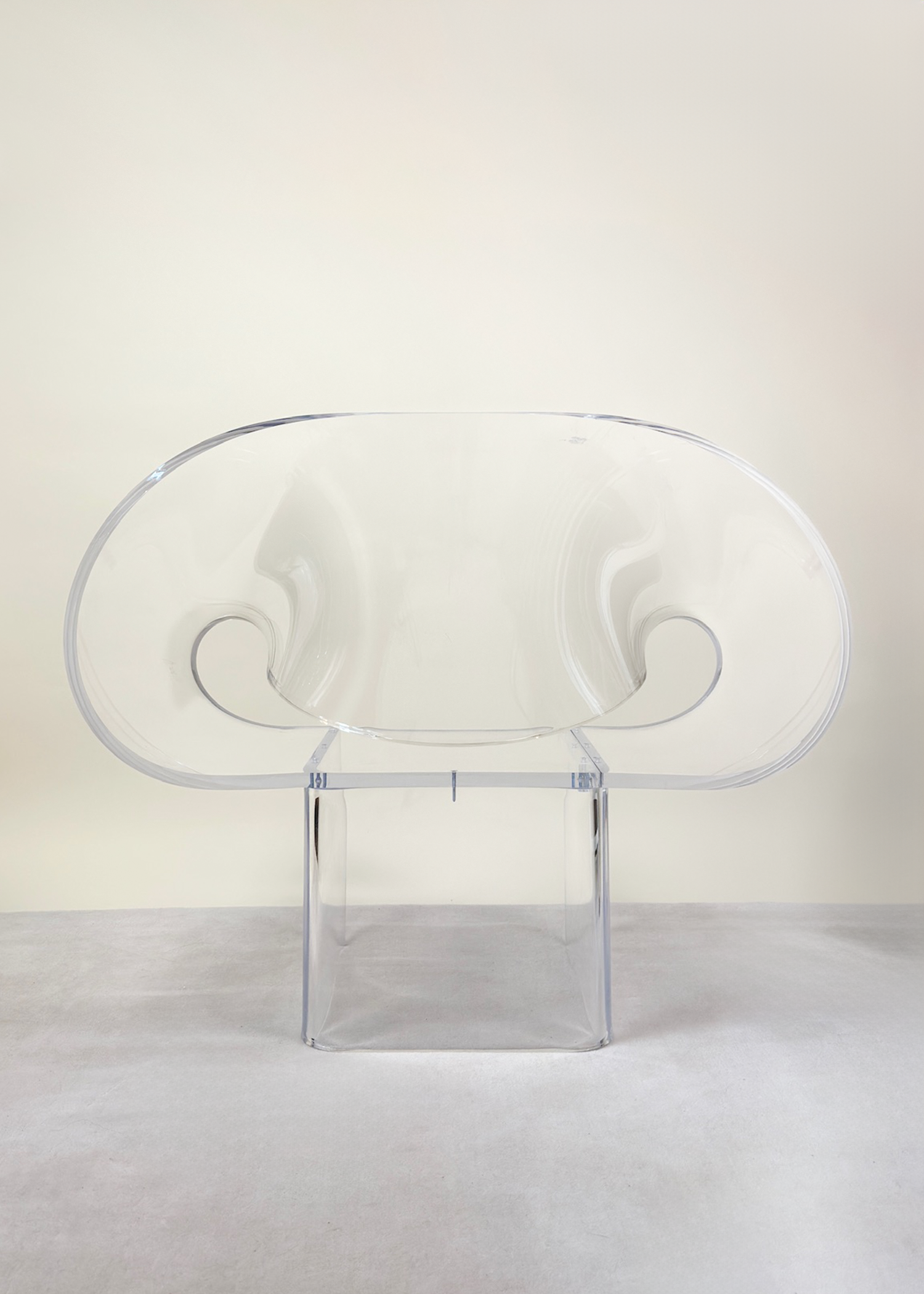 Lucite Ribbon Lounge Chair by Robert Van Horn