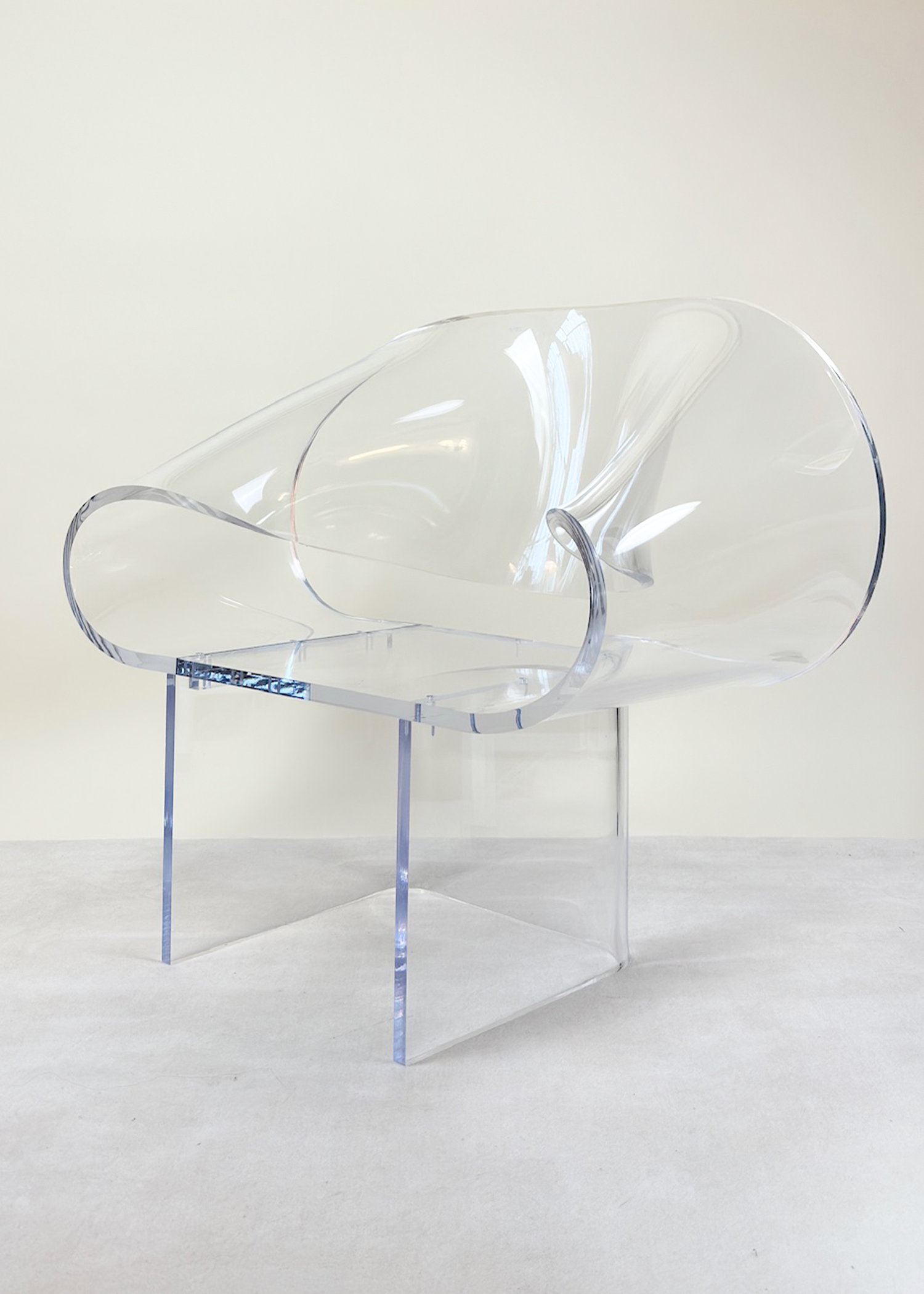 Lucite Ribbon Lounge Chair by Robert Van Horn