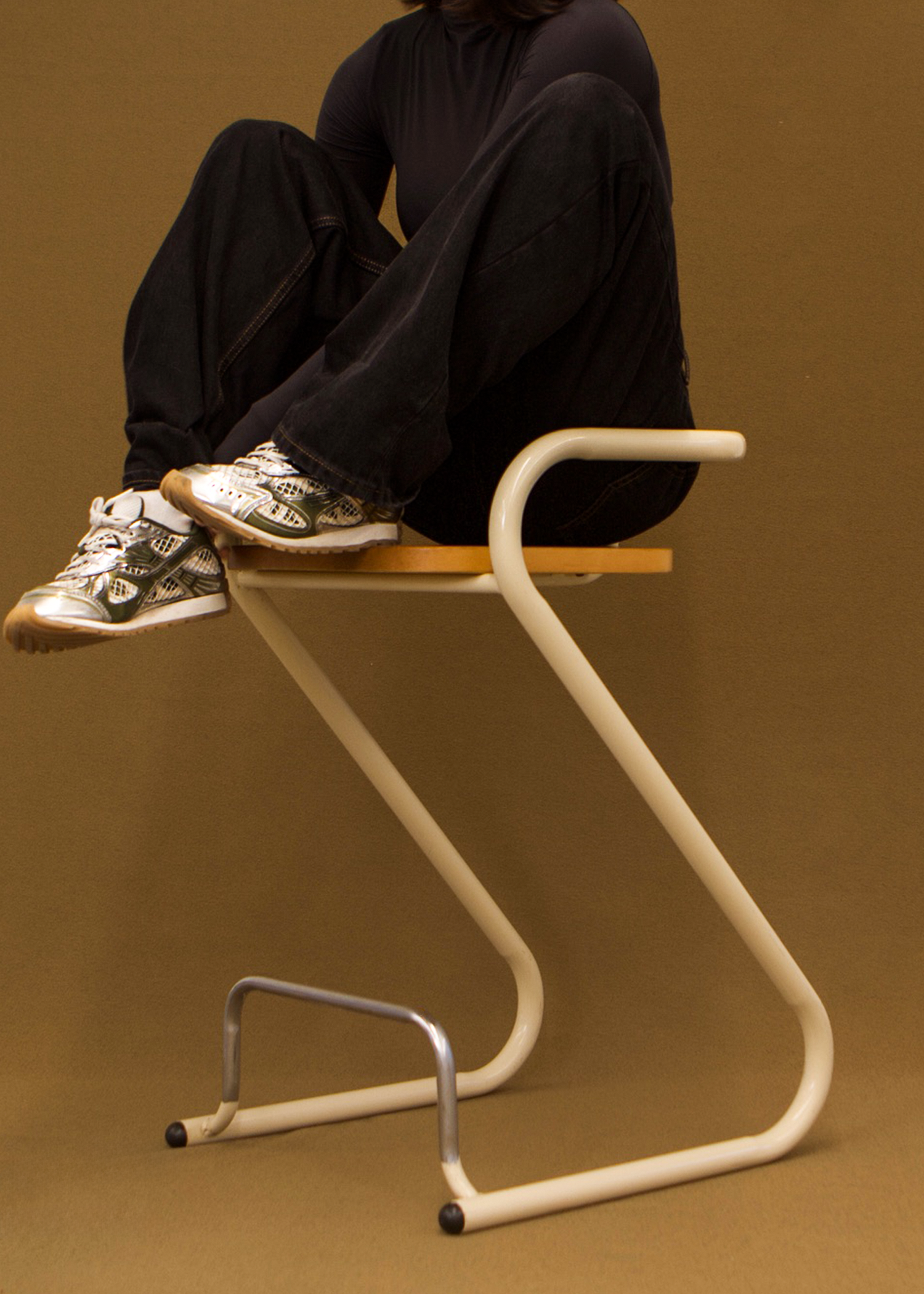 (2) Counter "Z Stools"