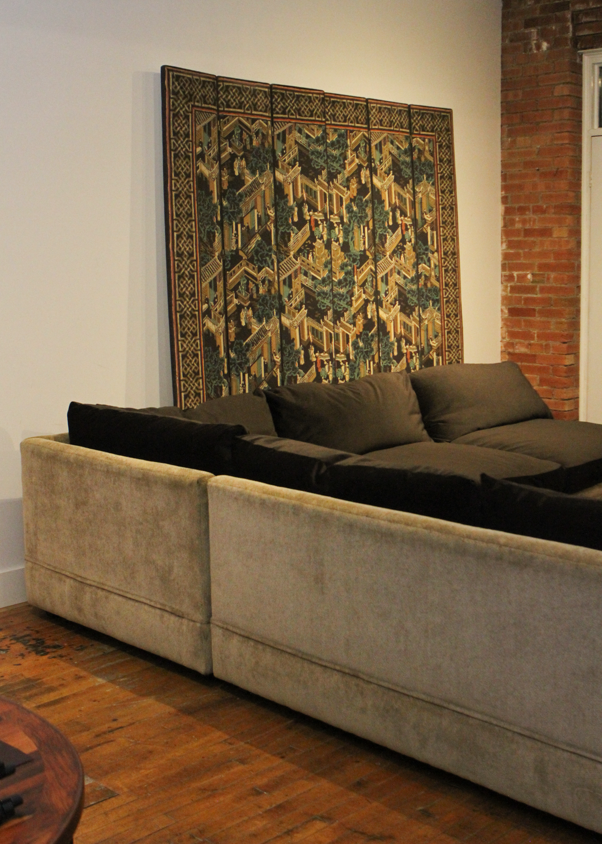 Two Tone Sectional Sofa