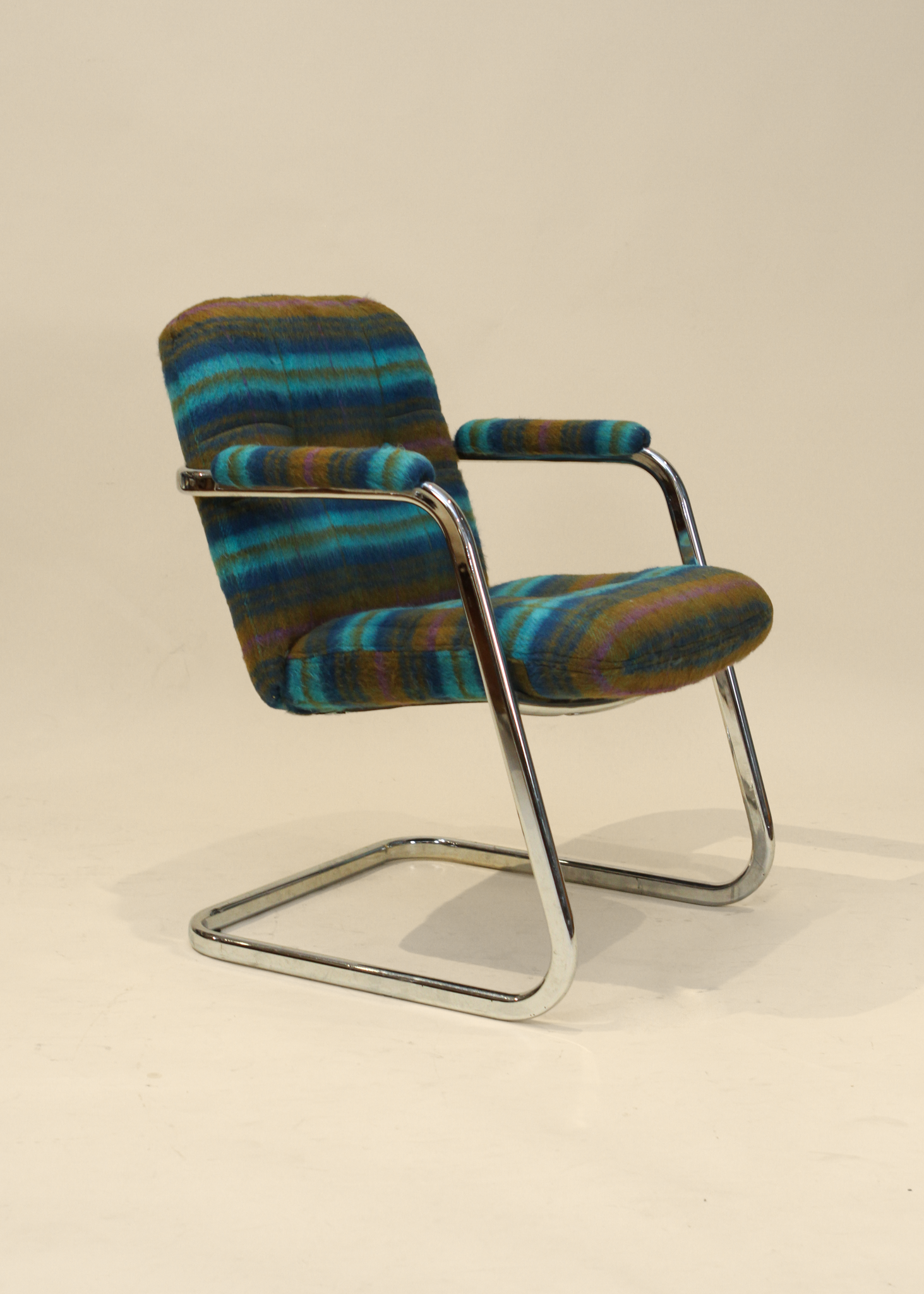 Plaid Wool Cantilever Office Chair