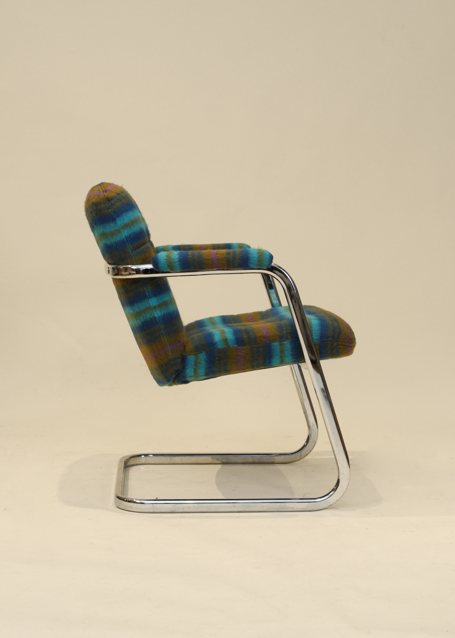 Plaid Wool Cantilever Office Chair