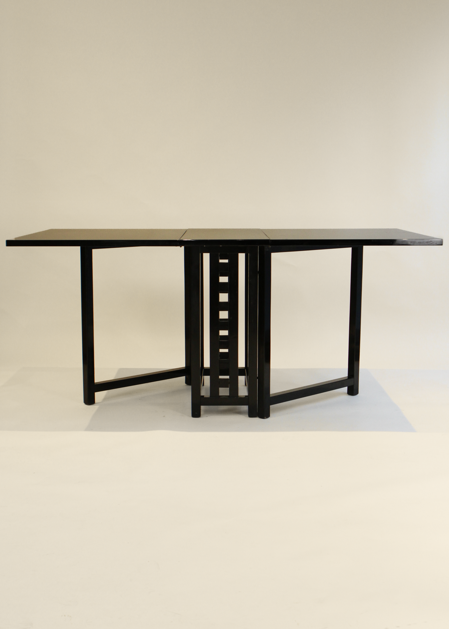 Expandable Art Deco Dining Table