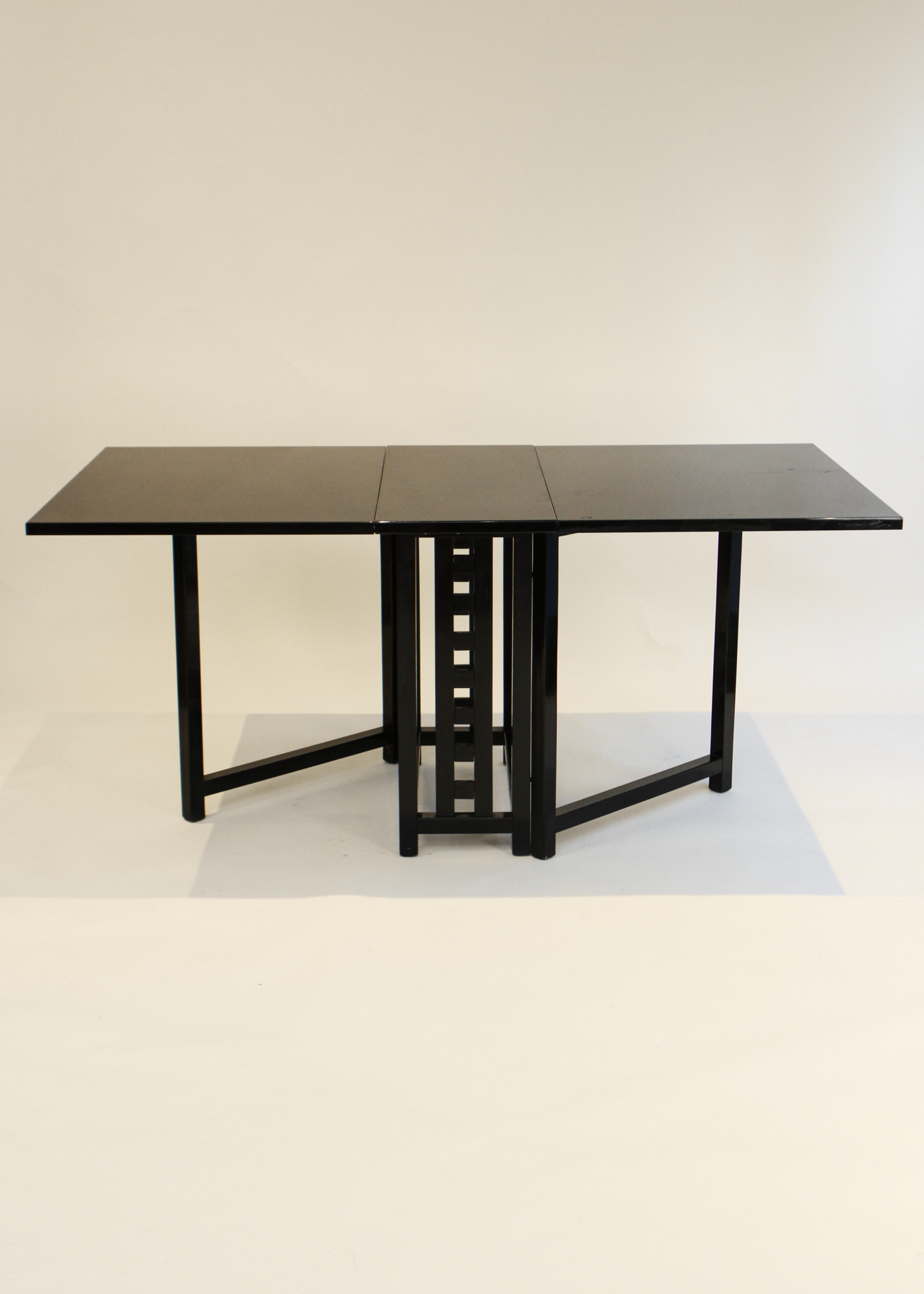 Expandable Art Deco Dining Table