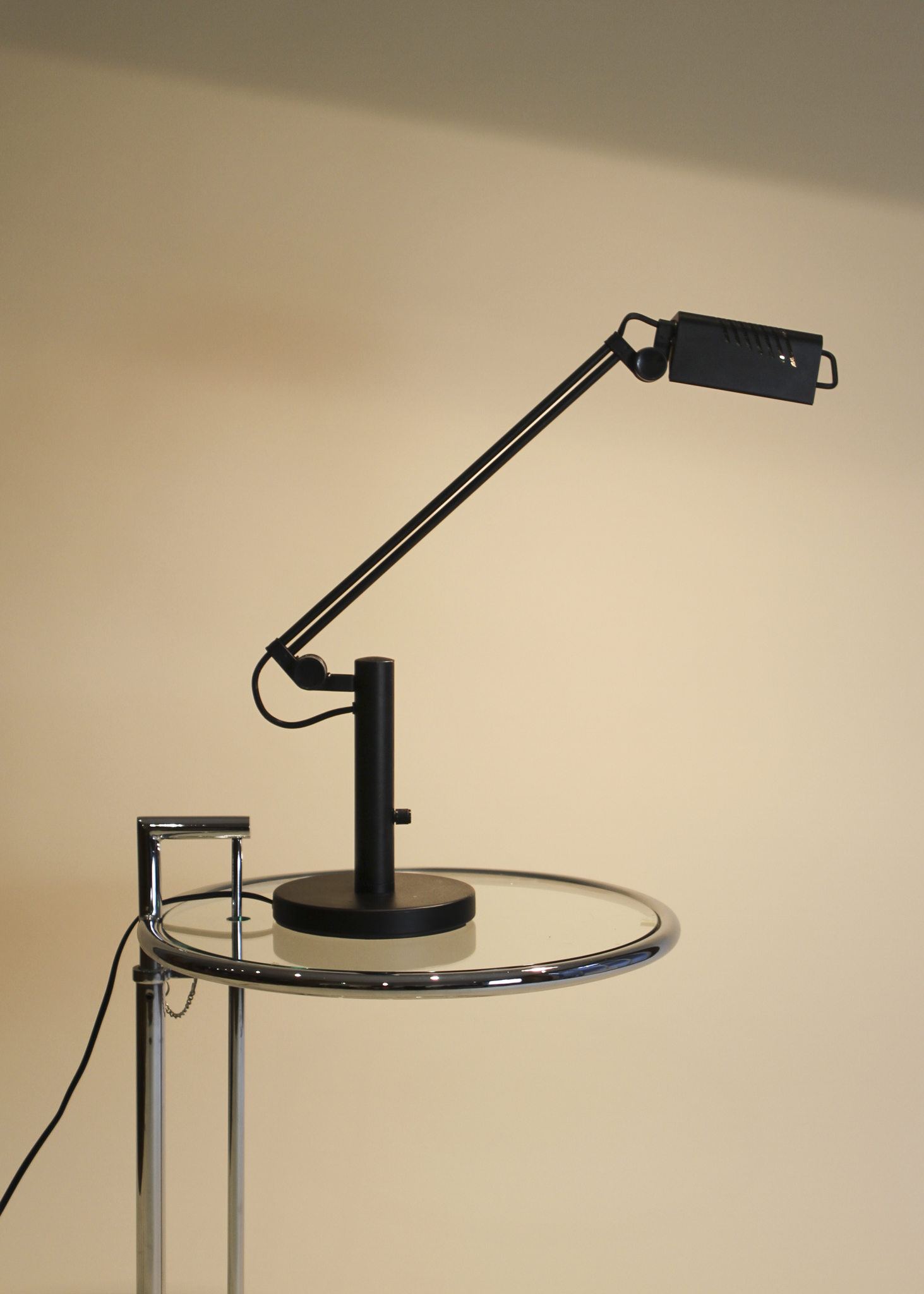 Vintage Industrial Articulating Desktop Task Lamp
