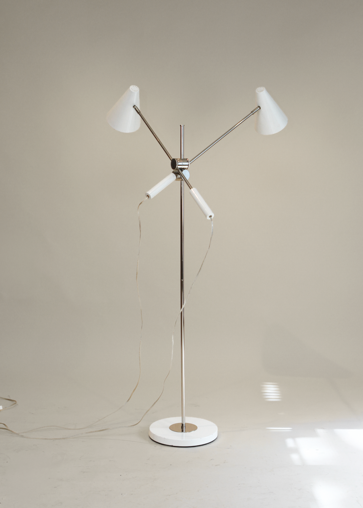 Counterbalance Floor Lamp