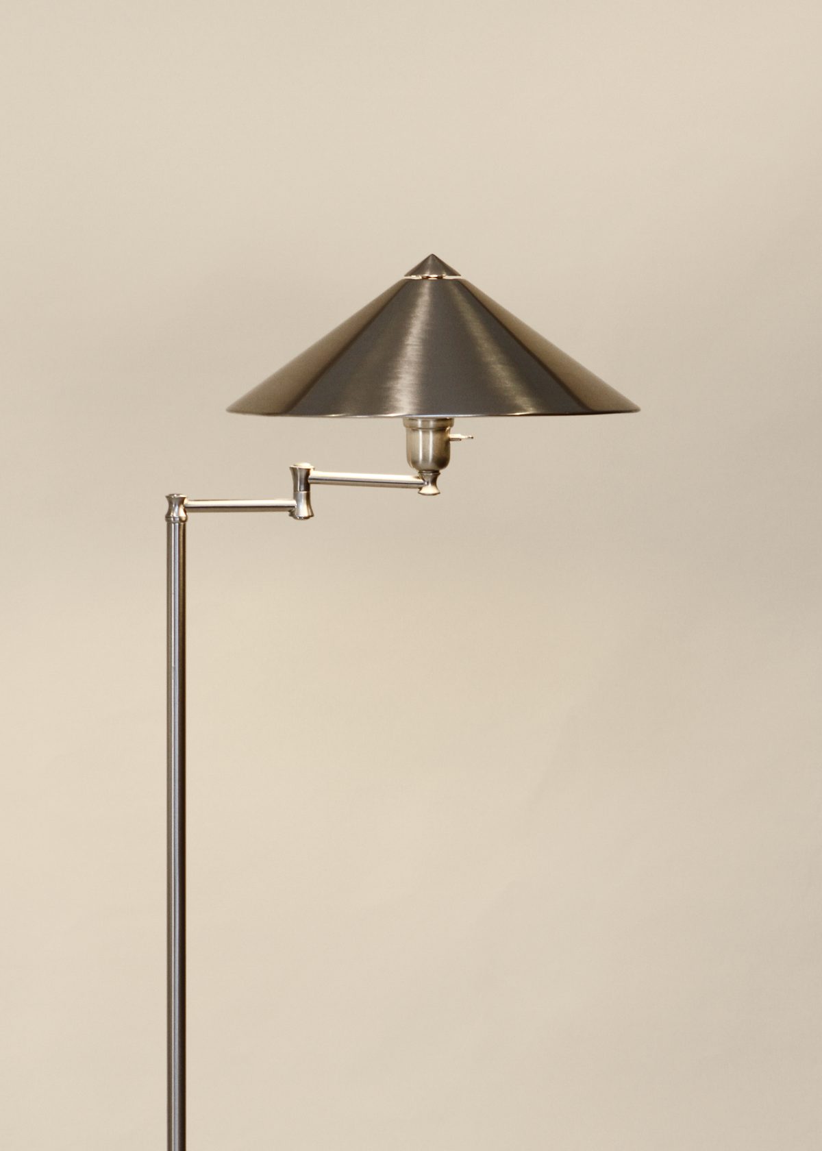 Articulating Floor Lamp
