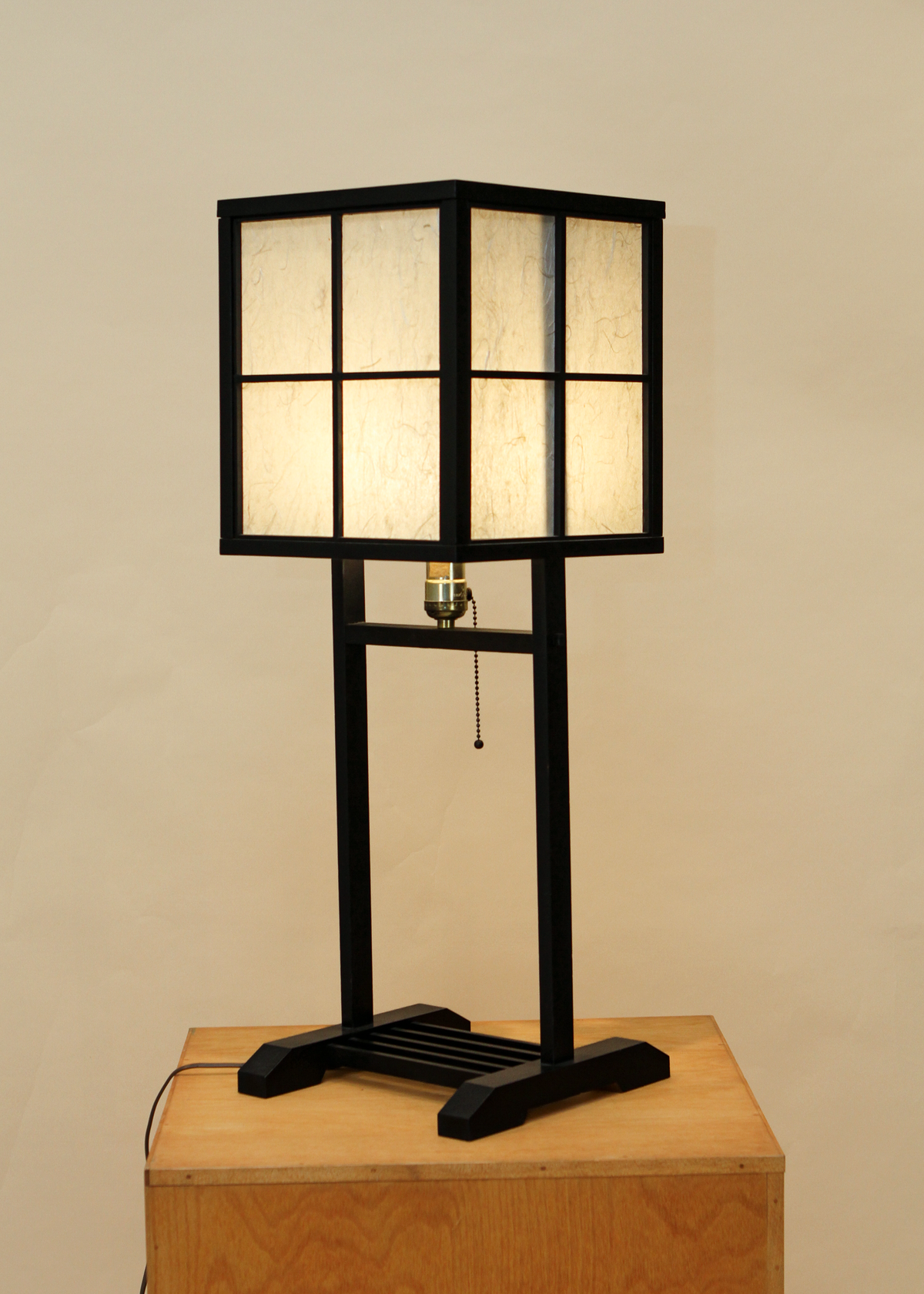 Shoji Style Wood Frame Table Lamp