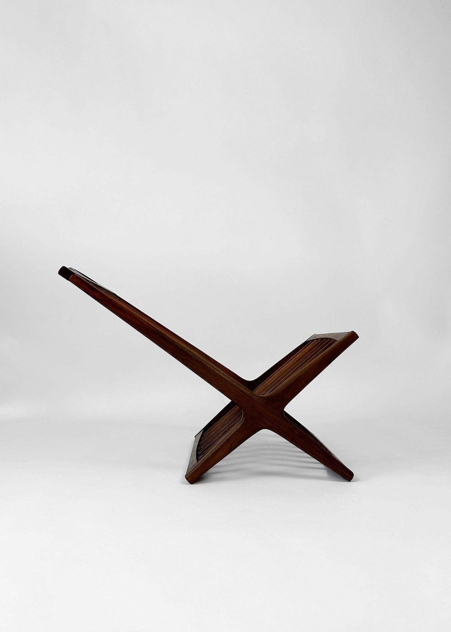 Walnut Magazine Rack (X)-  Arthur Umanoff for Washington Woodcraft