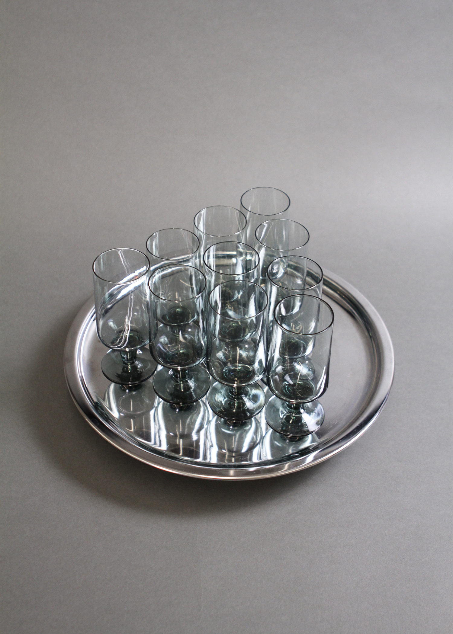 (10) Small Stemmed Smoked Glasses