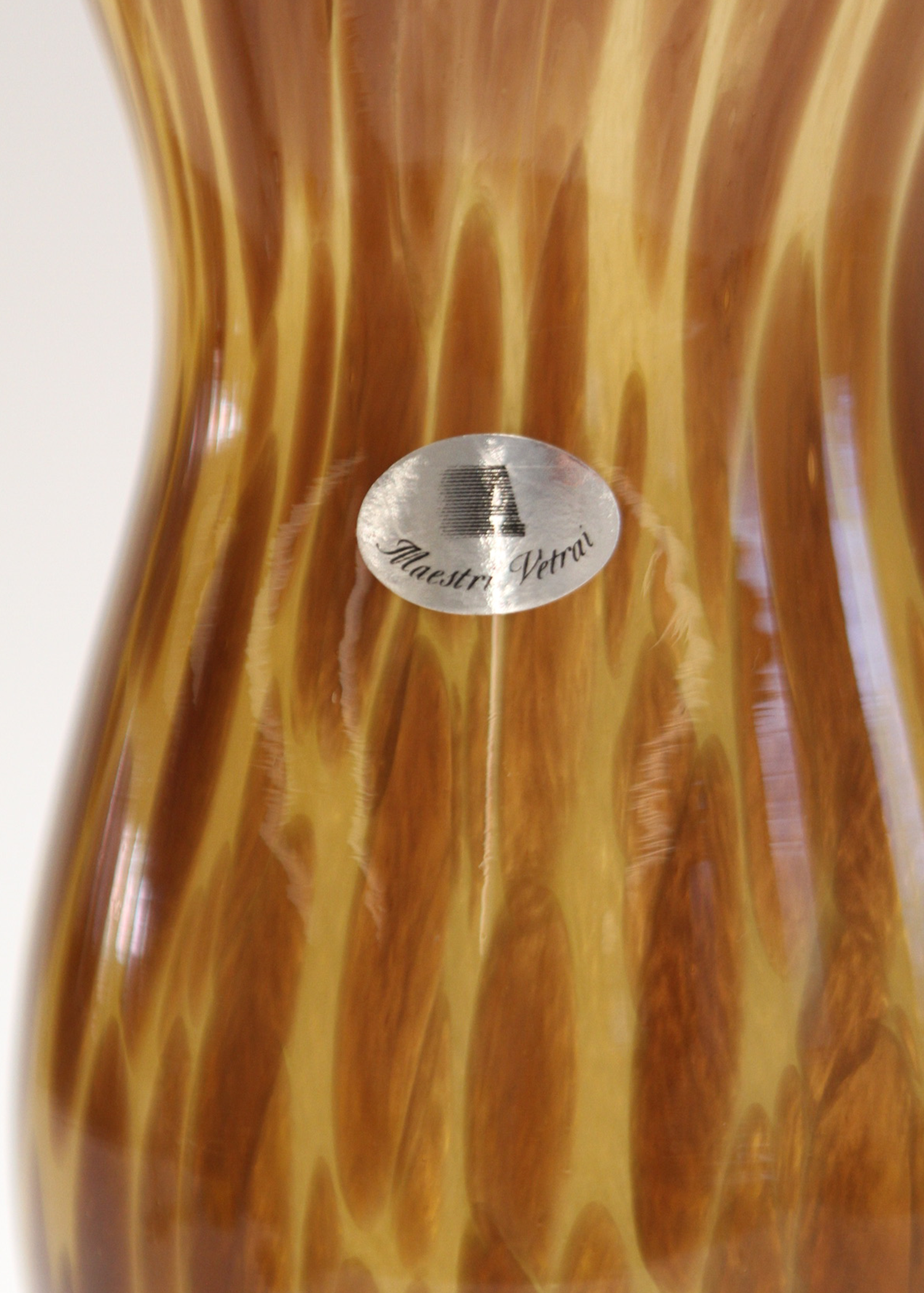 12-inch tall tortoise-shell Murano glass vase from Maestri Vetrai in Italy, pristine unused condition, showcased at In Corso, the curated marketplace for vintage furniture and objets at incorsostudio.com.