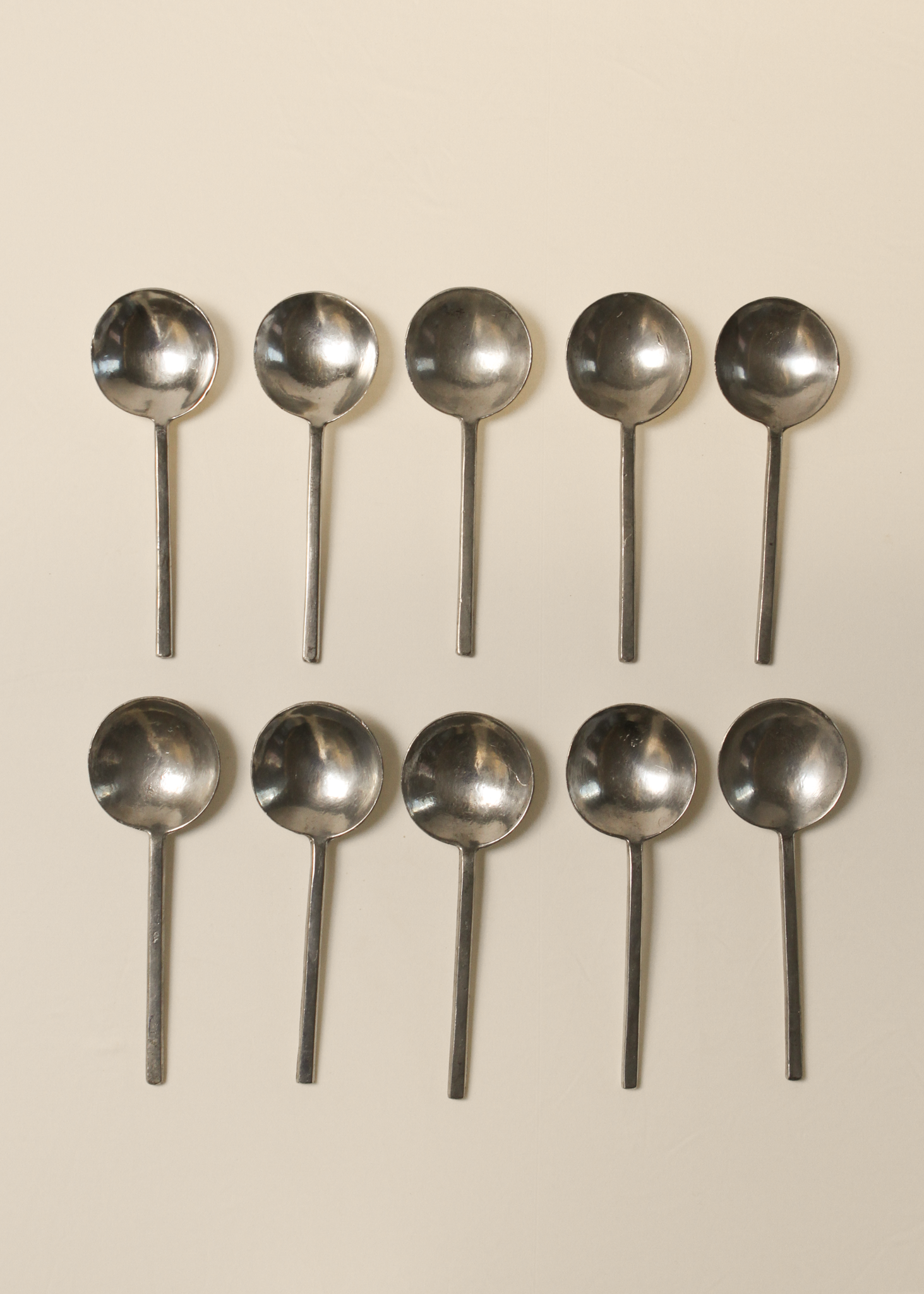 (40 Piece) Handmade Flatware set