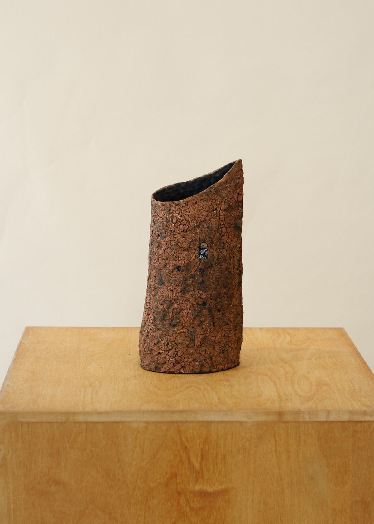 Earthenware Terracotta Vase, Cylindrical