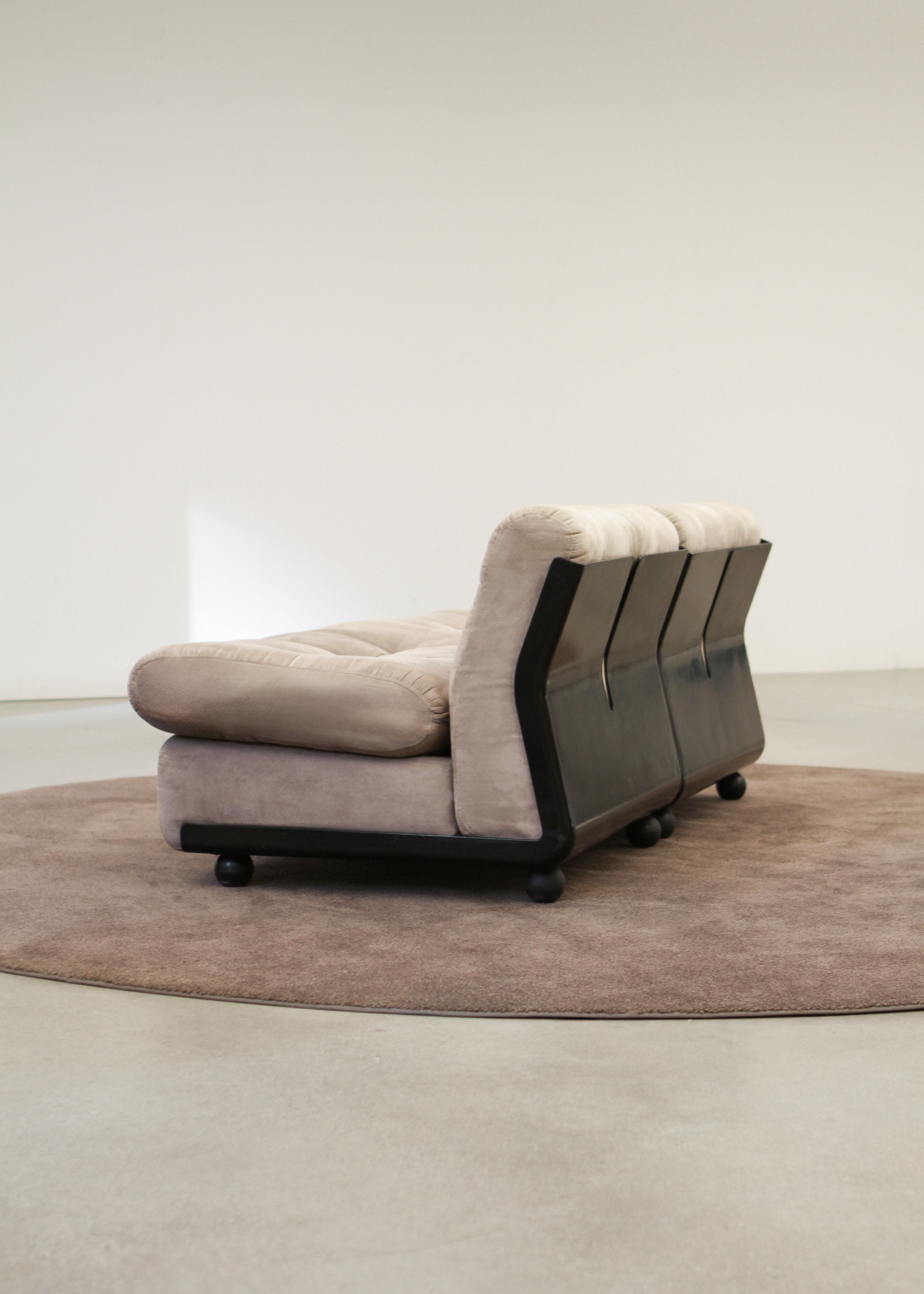 (2) Amanta Modular Chairs