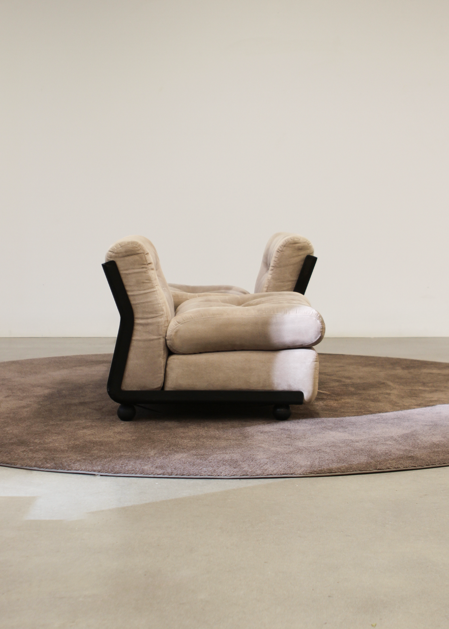 (2) Amanta Modular Chairs