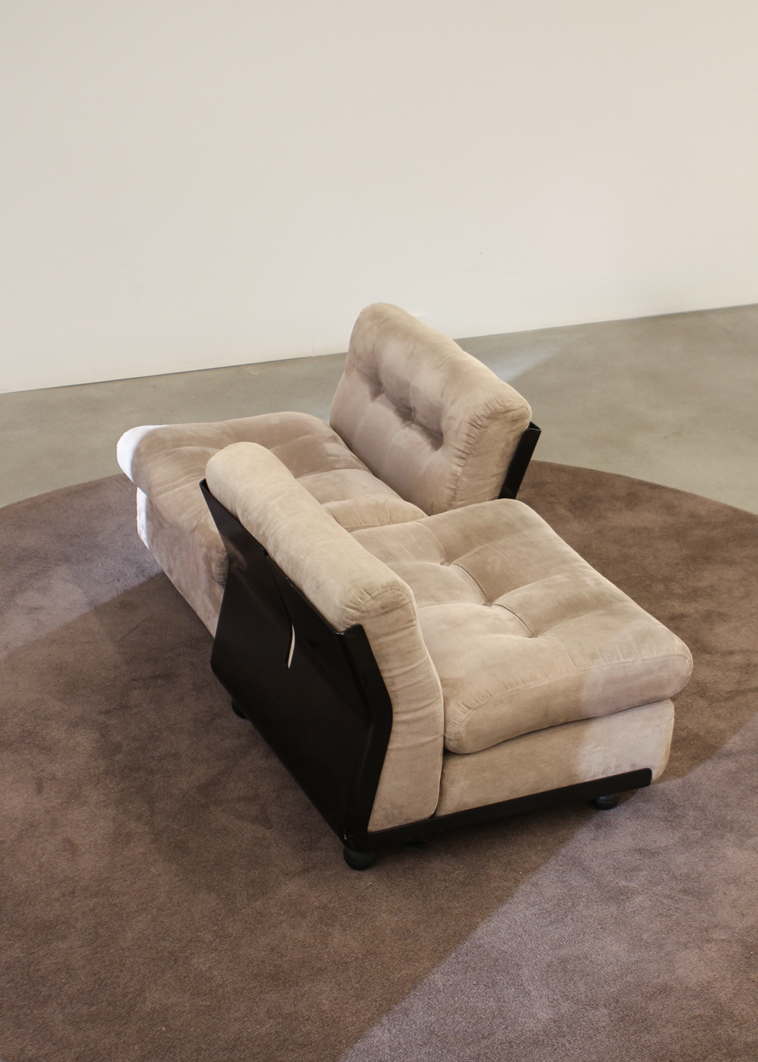 (2) Amanta Modular Chairs