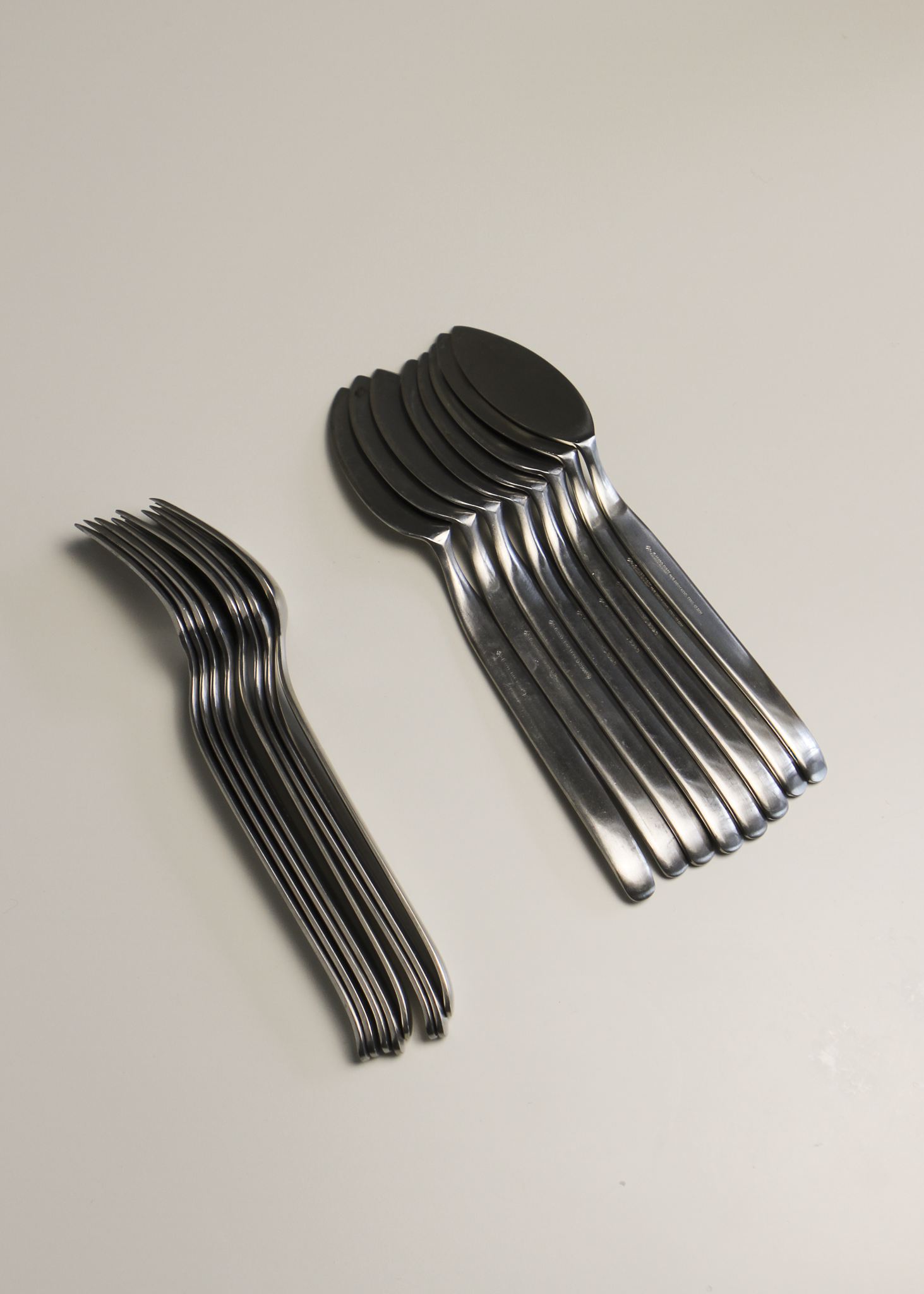 (105 piece) C. Hugo Pott No. 2724 flatware