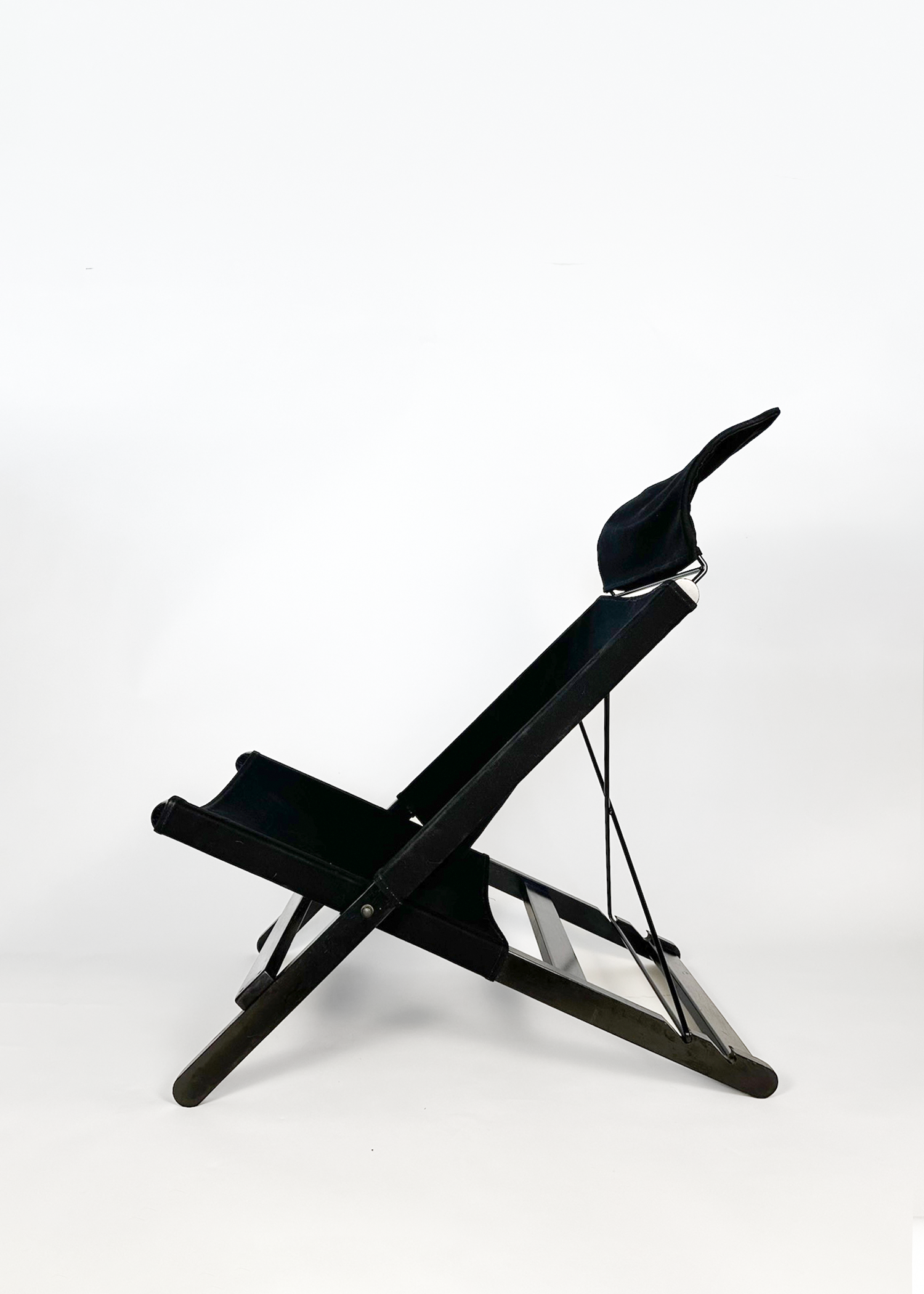 Hestra Lounge Chair